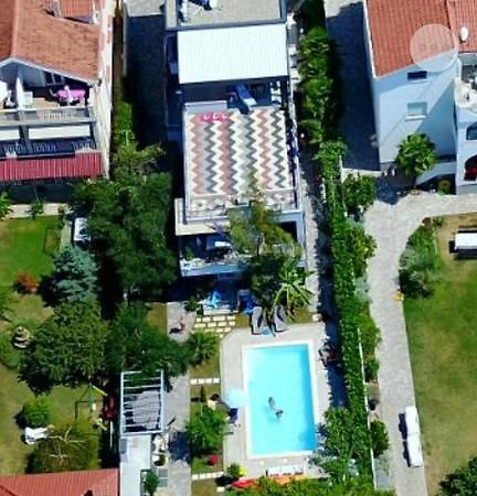 Apartments Bozana Bibinje Bagian luar foto