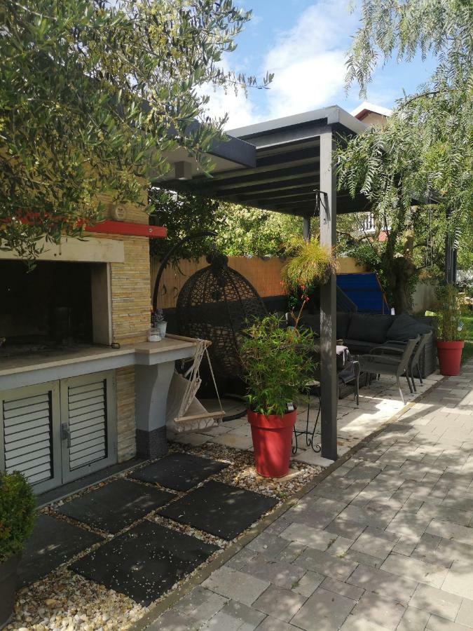 Apartments Bozana Bibinje Bagian luar foto